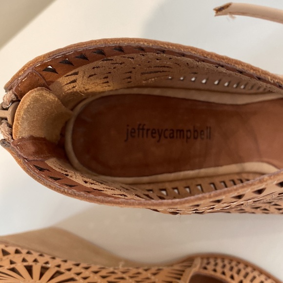 Jeffery Campbell lace front wedge with zipper back size 11 - Picture 6 of 9